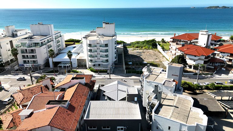 Confortavel apartamento à 100 metros da praia  04
