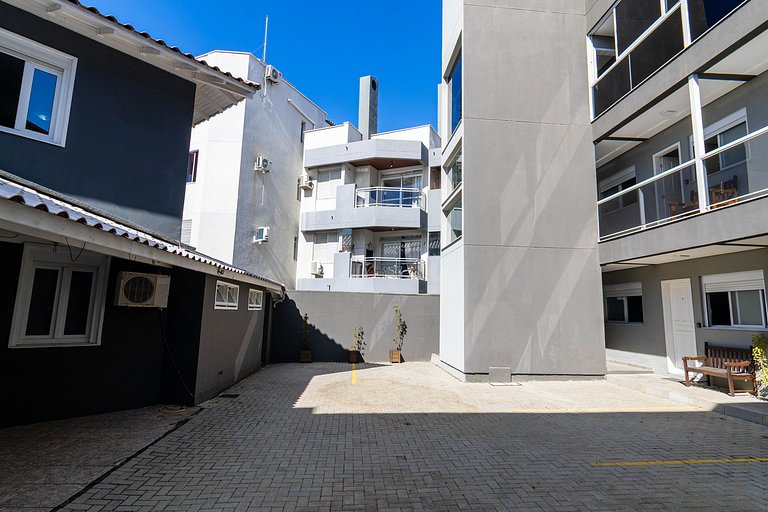 Lindo apartamento à 100 metros da praia  01