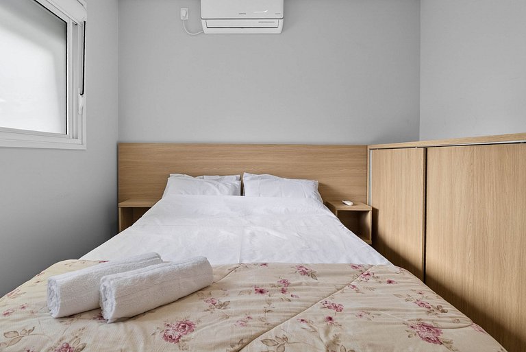 Confortavel apartamento à 100 metros da praia  04