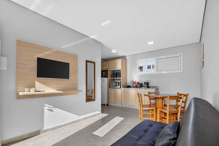 Confortavel apartamento à 100 metros da praia  04